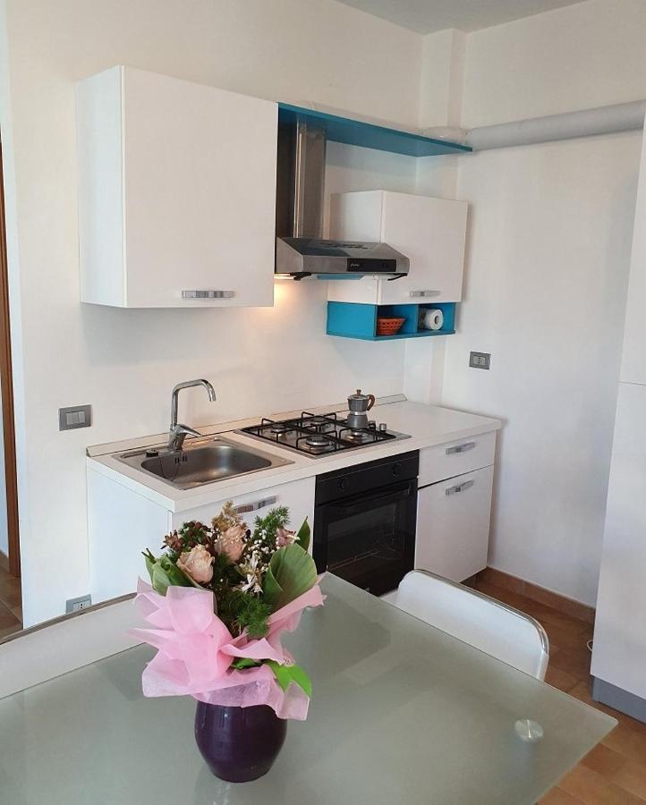 La Finestra Sul Conero Apartments Numana Exteriör bild